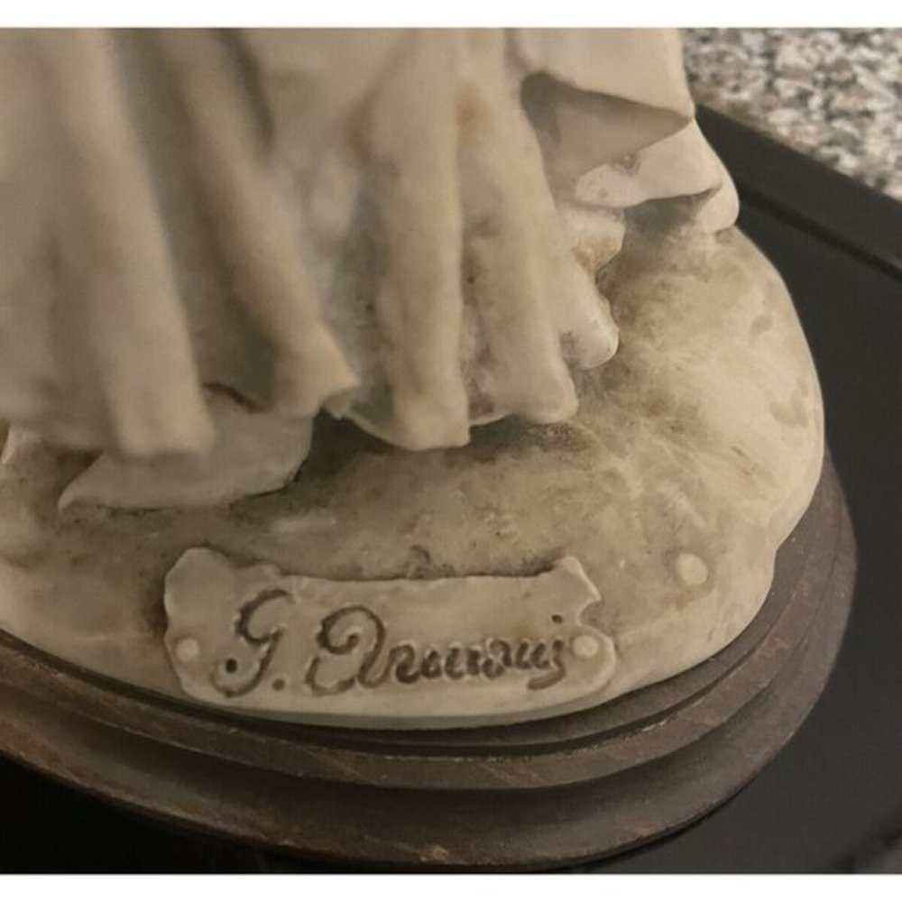 Vintage Capodimonte Giuseppe Armani Bride & Groom Figurine Florence 1982 Wedding - Picture 3 of 5